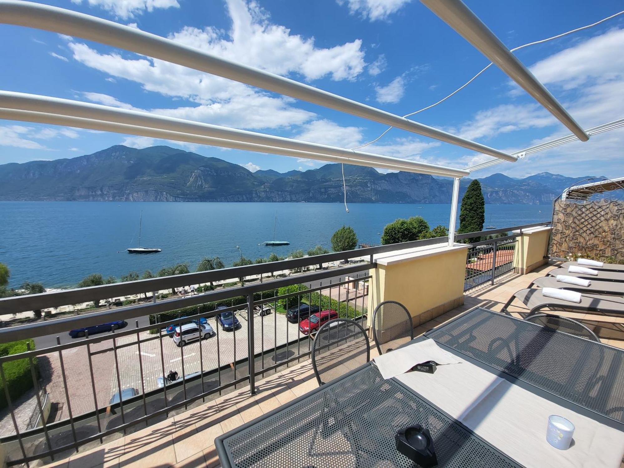Penthouse Casa Alkea Masse Lake View ブレンゾーネ エクステリア 写真